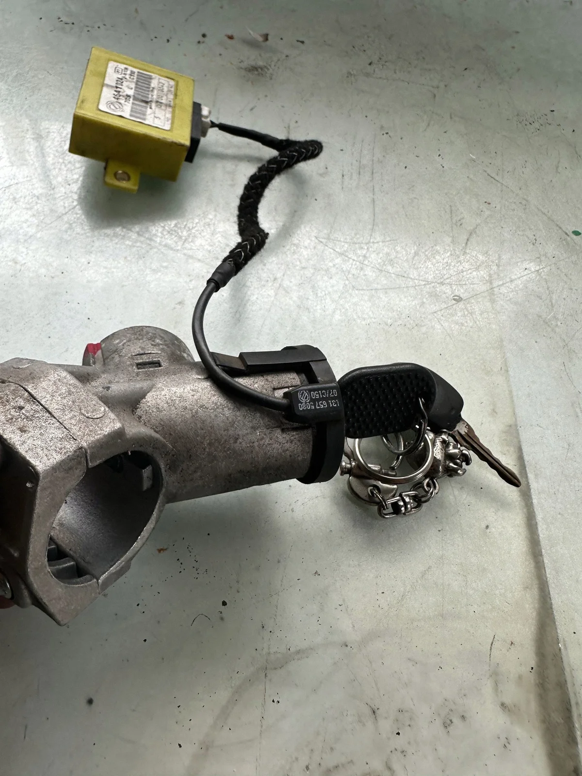Fiat Ducato Serrure de contact clé 46417024 image 3
