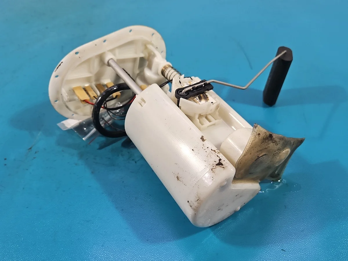 Kraftstoffpumpe Fiat Albea 1.4 8V gebraucht image 7