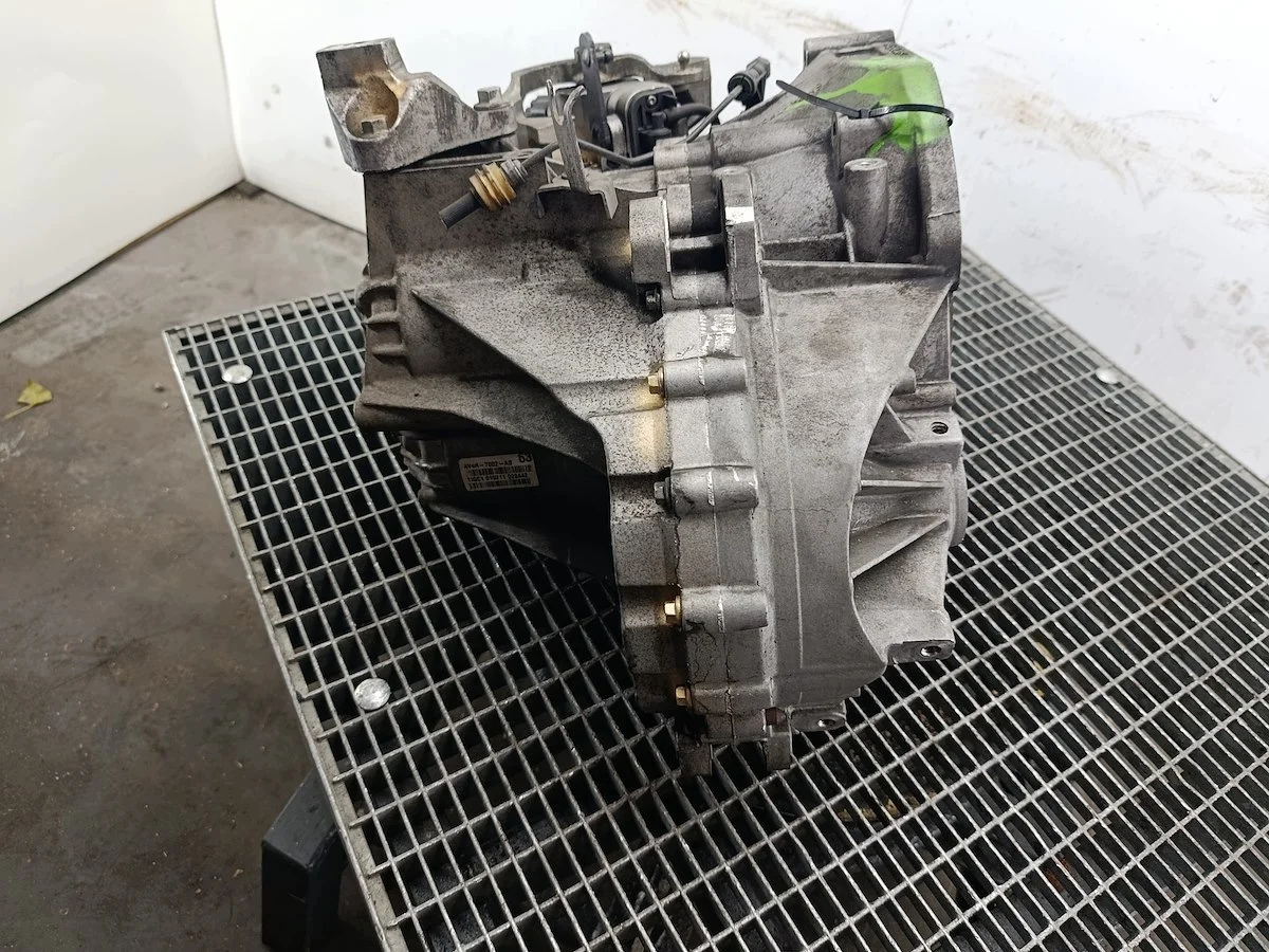 Getriebe 6-Gang Ford Kuga 2.0 TDCI AV4R-7002-AB image 3