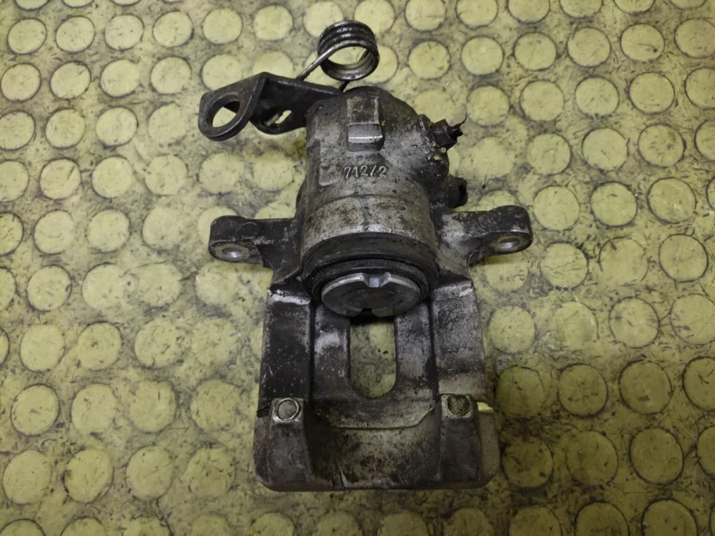 Bremssattel Links Hinten Peugeot 307 F-164812 image 4