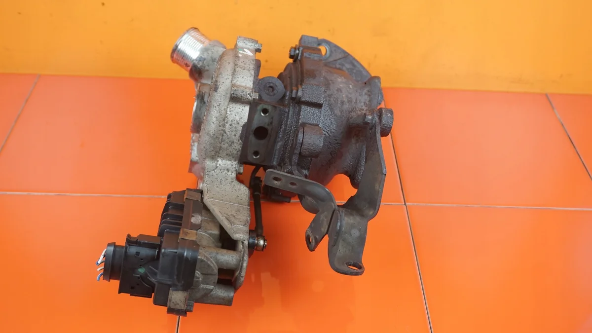 Turbocompressor Discovery 3.0 TD V6 256PK image 3
