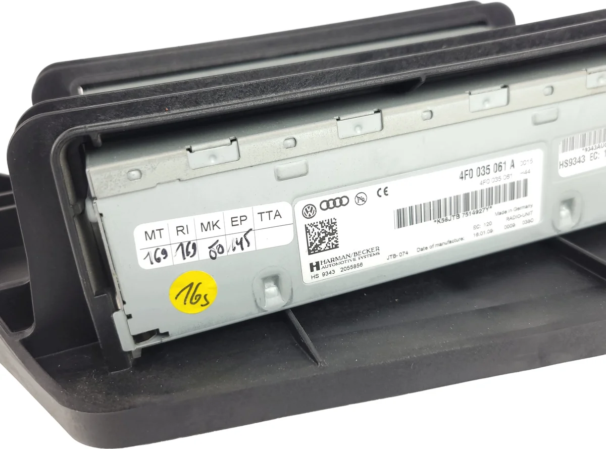 Audi A6 C6 3G HIGH radio-navigointi image 3