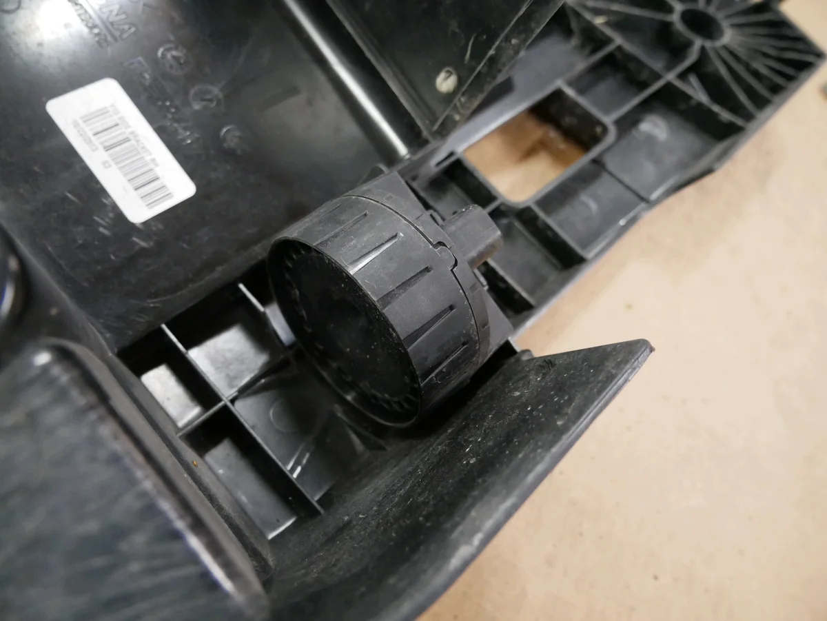 BMW F15 Halterung Stoßfänger Hinten Rechts image 3