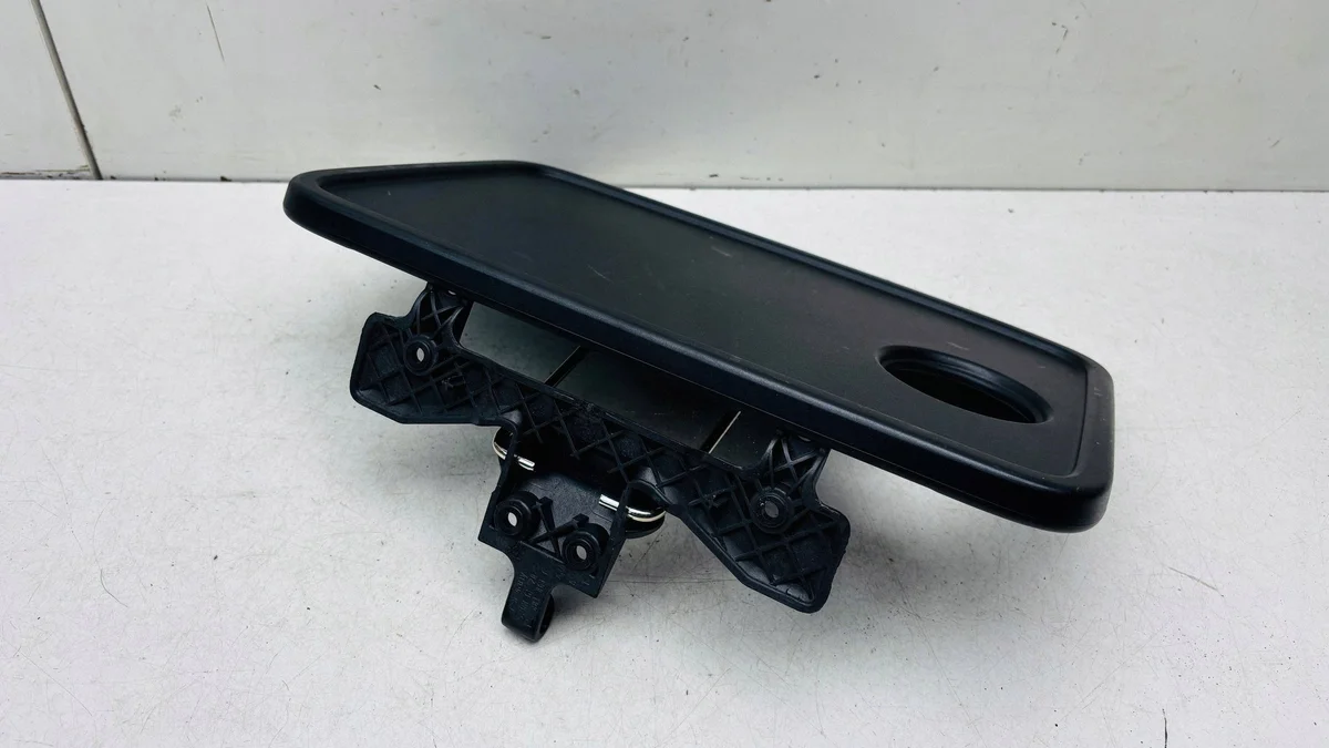 Volkswagen 1T0881861E Bord för säte