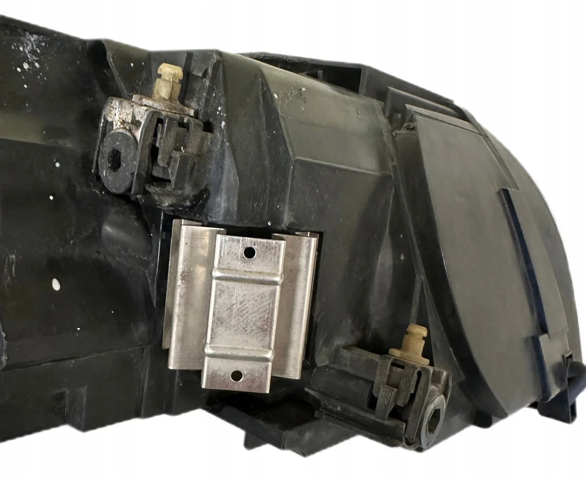 Phare Gauche Volvo V40 S50 03-07 30698885 image 8
