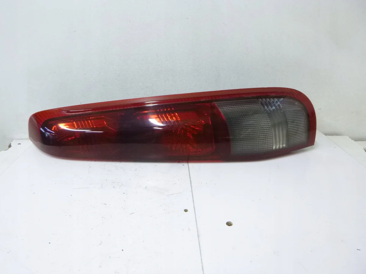 Nissan X-Trail T30 Lampe Arrière Droite