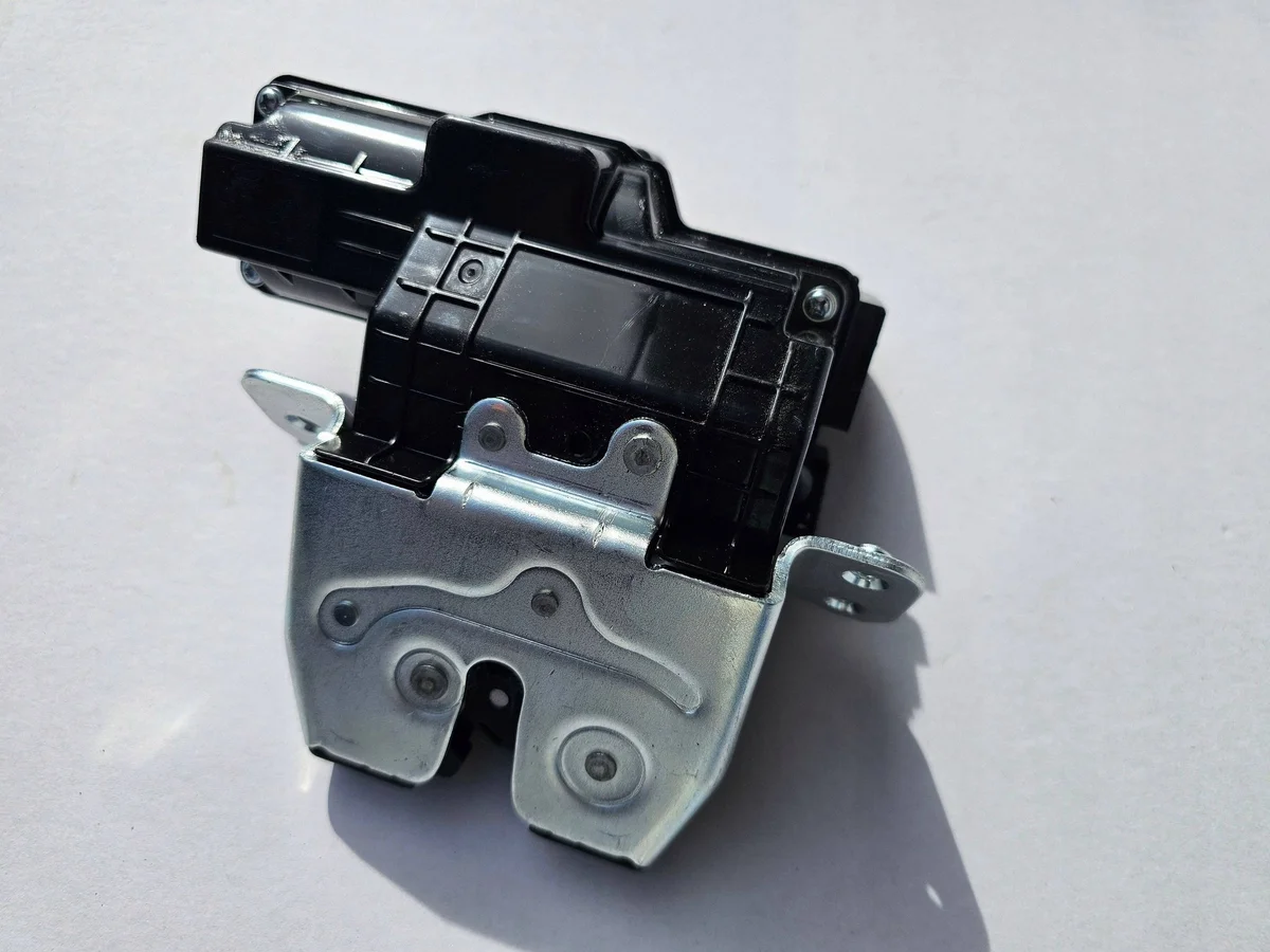 Kia EV6 Heckklappenschloss 81800CV100 image 3