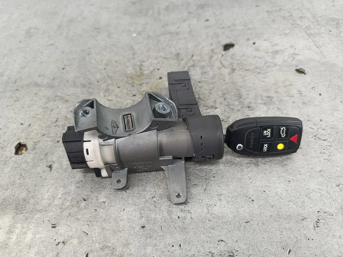 Zündschloss Volvo XC70 8626324 VALEO gebraucht