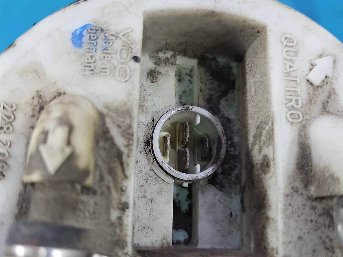 Kraftstoffpumpe Audi A4 B5 1.8 T 8D0201319 image 7