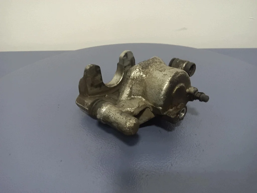 Bremssattel vorne links Mazda 6 GG 2.0 image 5