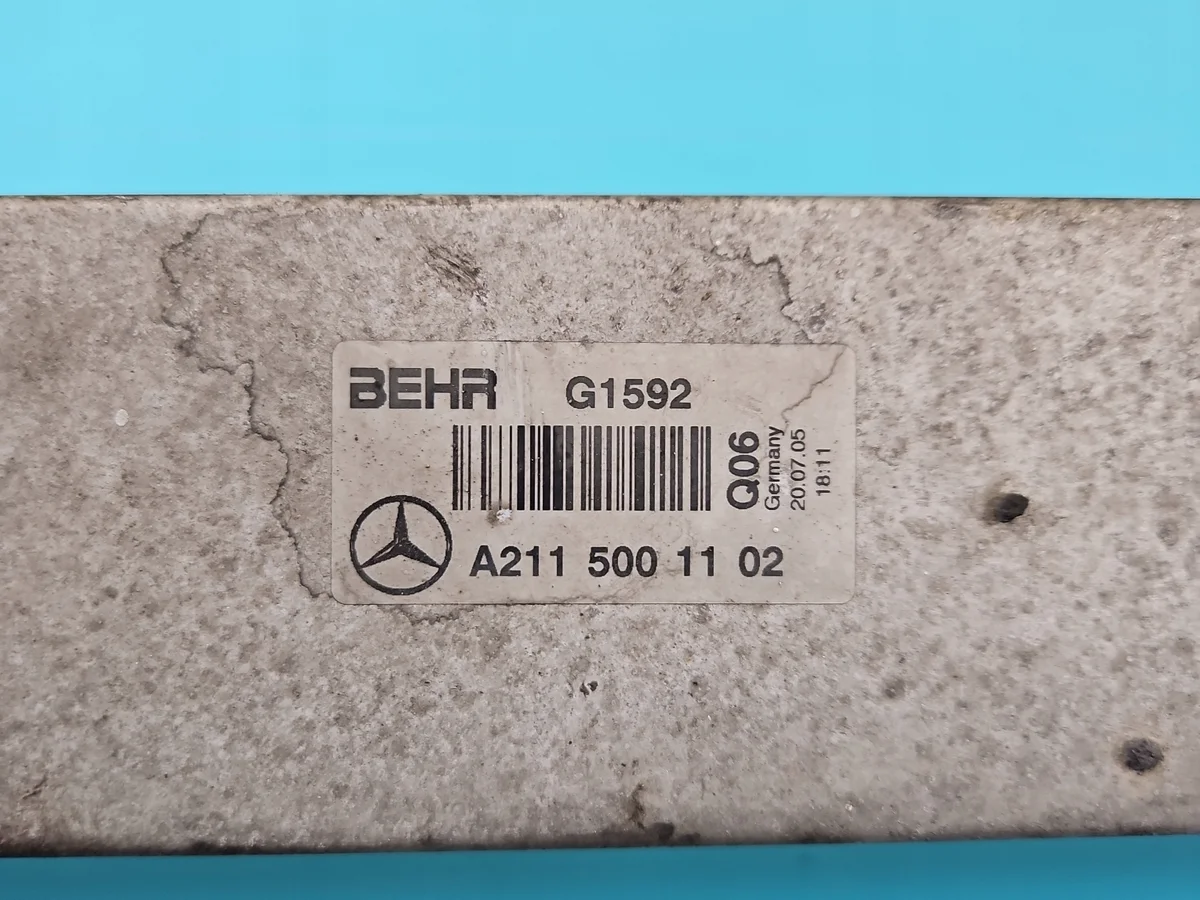 Intercooler Mercedes W211 3.0 V6 CDI Usado image 3