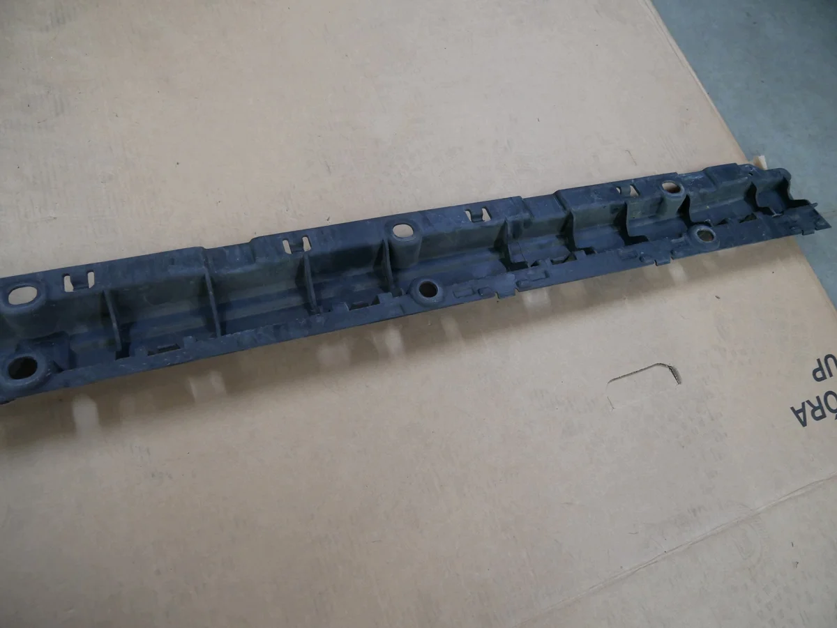 BMW F15 F85 Schwellerhalterung rechts M-Paket image 3