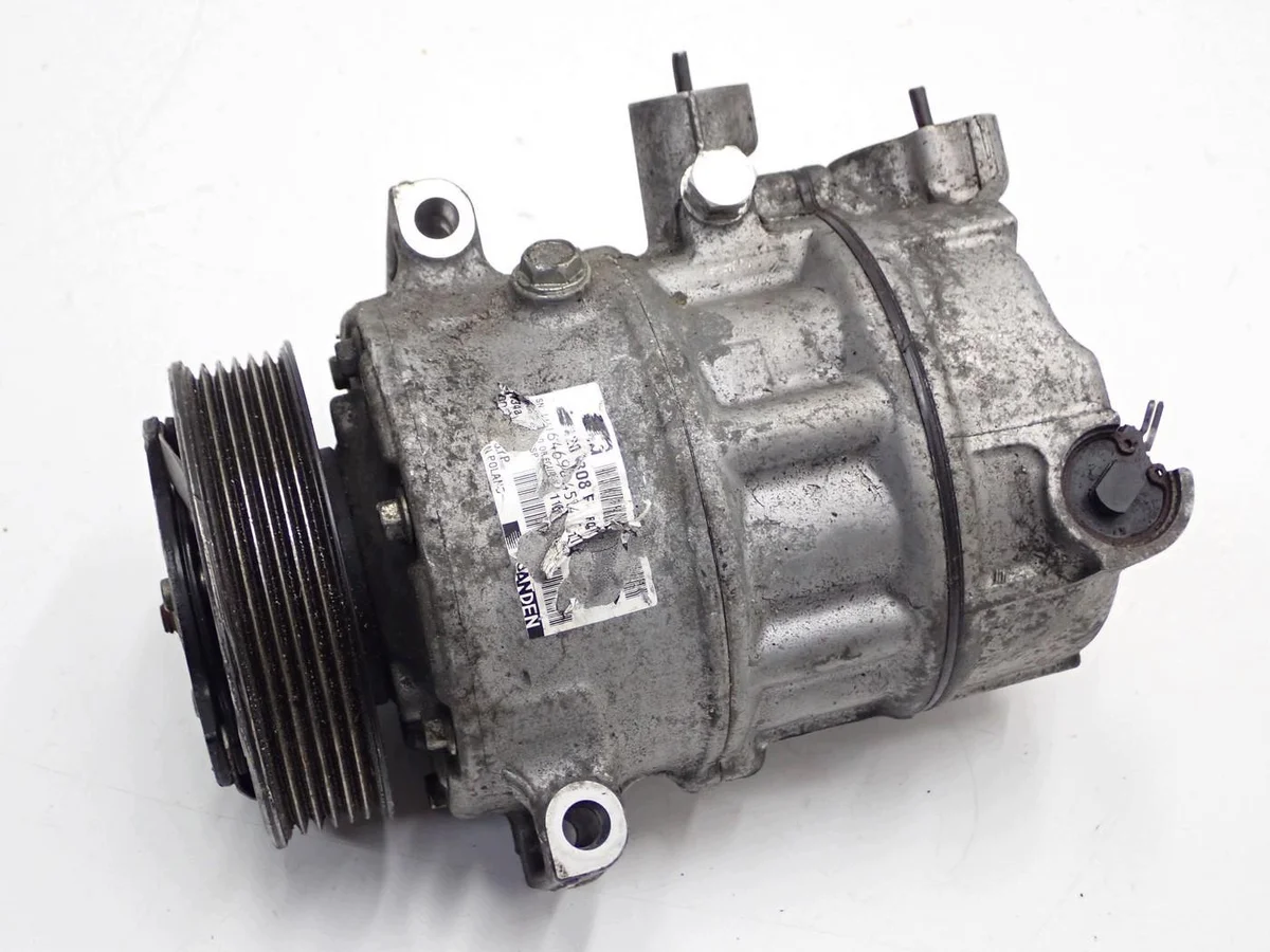 Klimakompressor 1K0820808F VW Touran 1.6 TDI