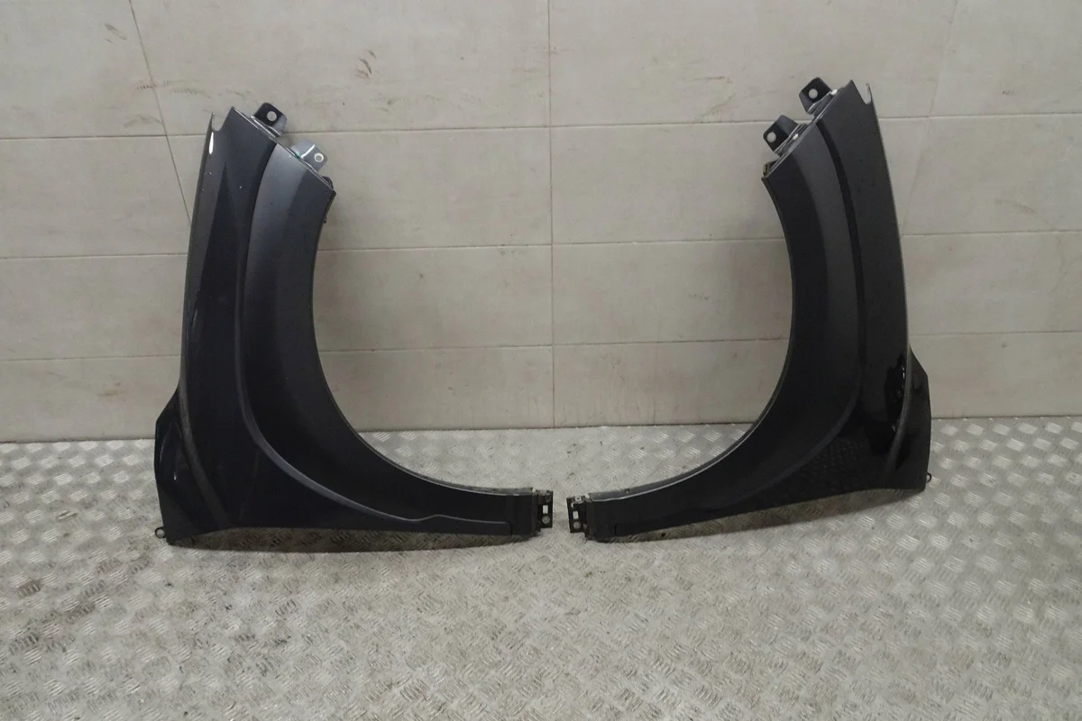 HYUNDAI KONA Maschera Anteriore Usata image 4