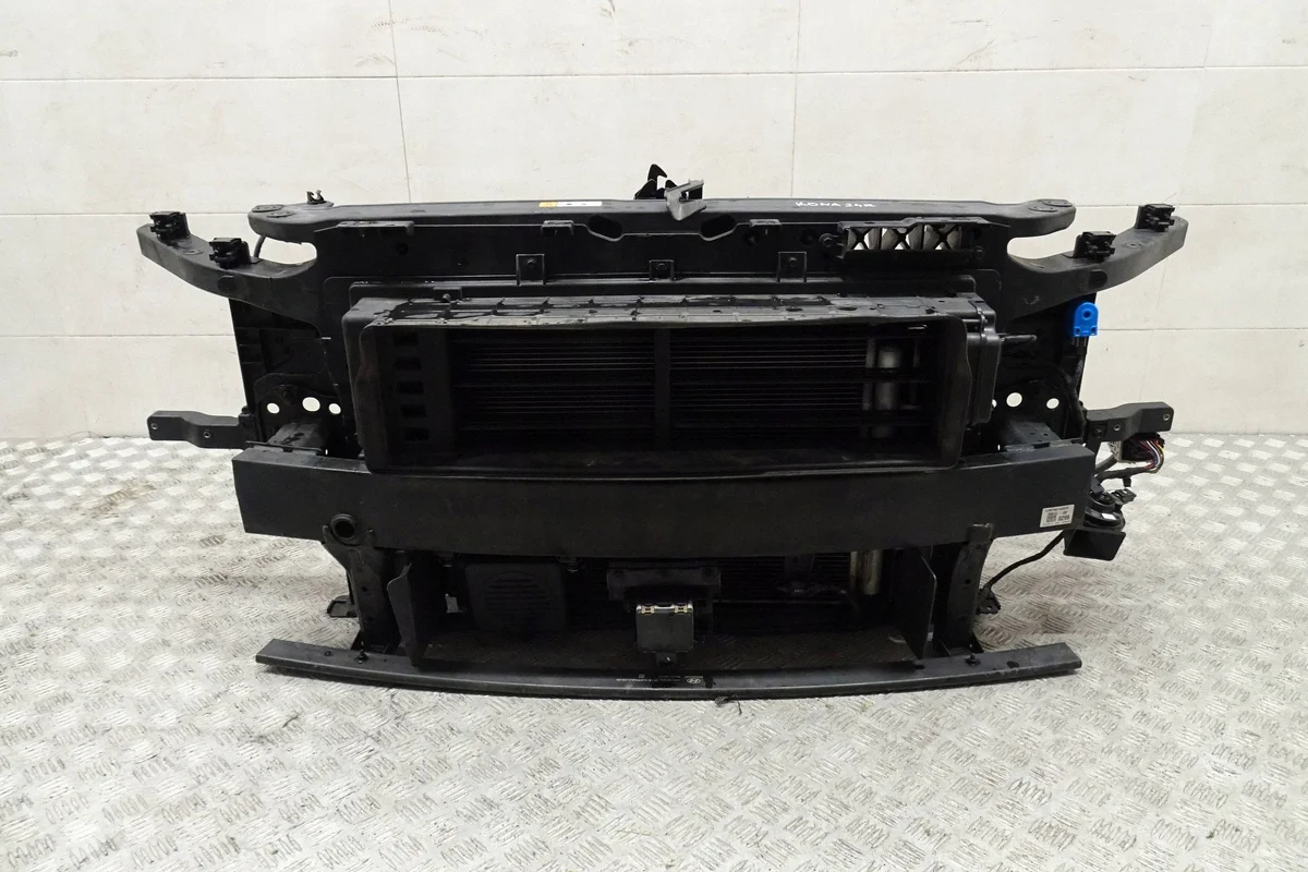 HYUNDAI KONA Maschera Anteriore Usata image 10