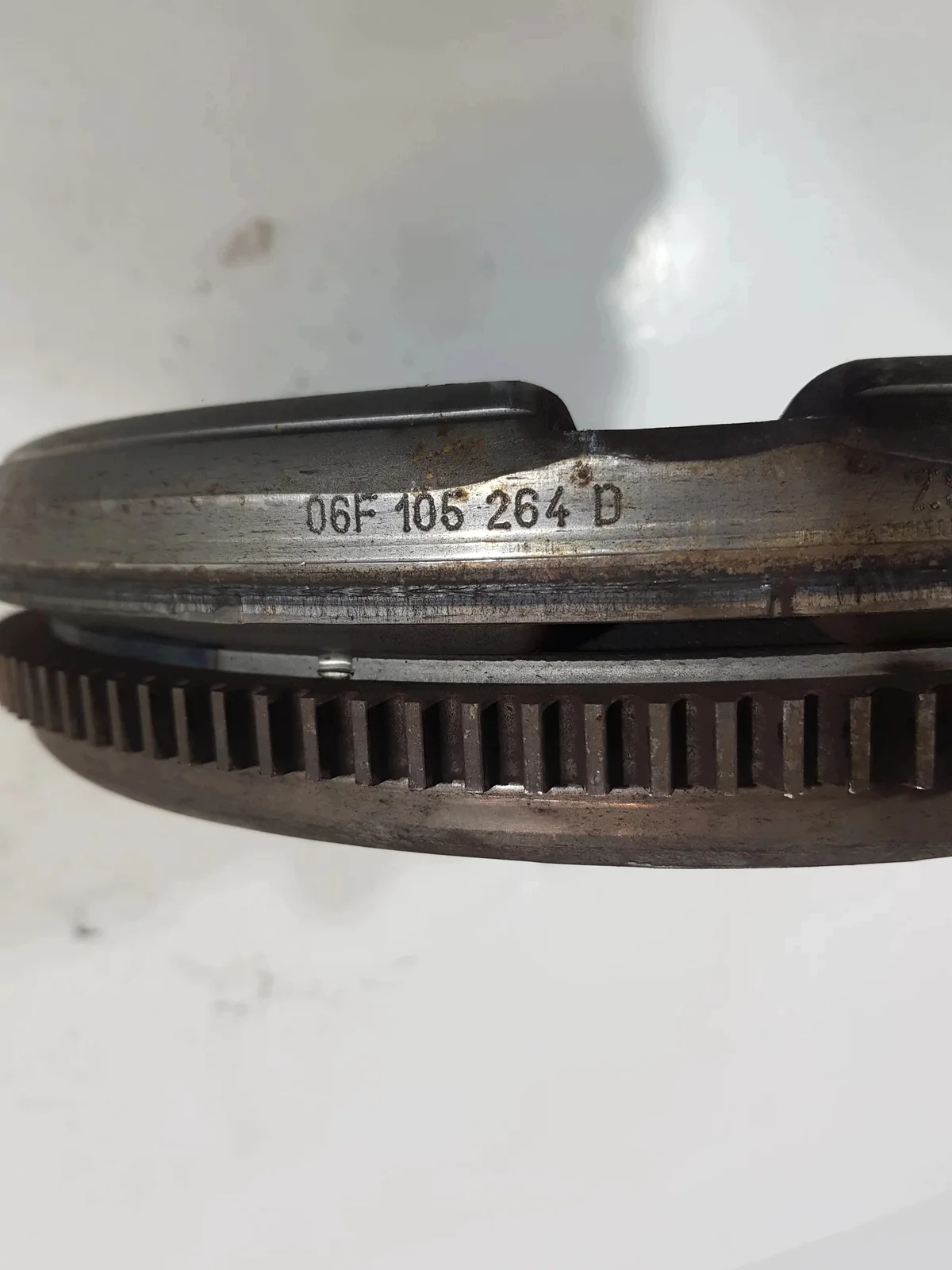 Schwungrad 06F105264D VW Touran Golf V Audi image 5