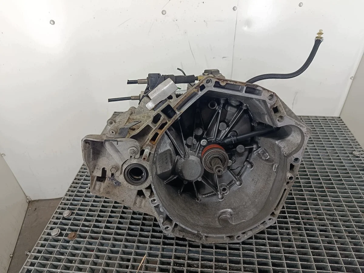 Boîte de vitesses manuelle Renault Scenic III TL4A054