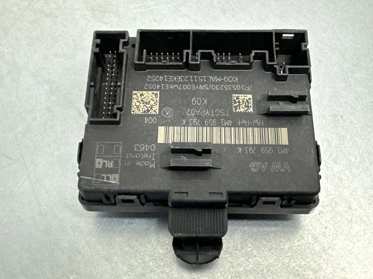 Module Deur VW Touareg III 4M1959793K Links image 4