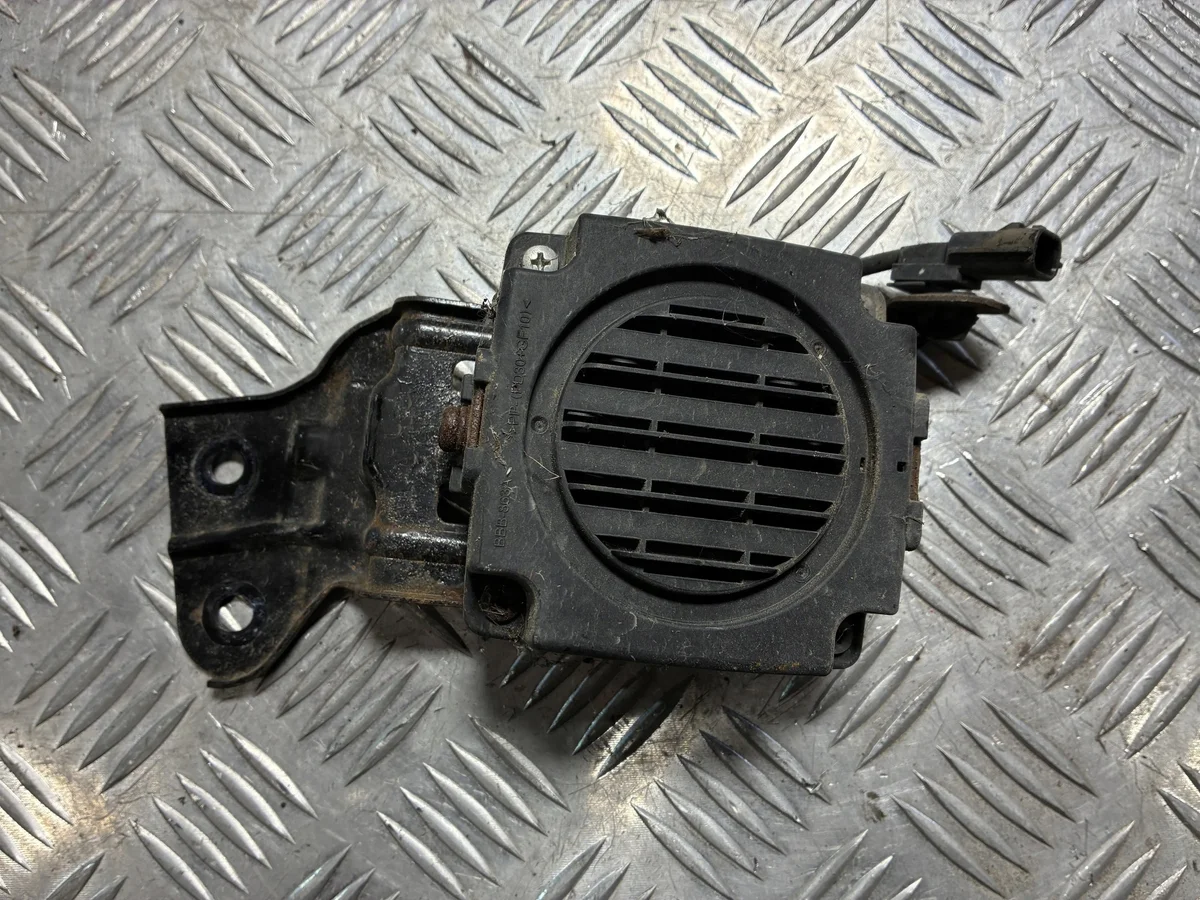 Módulo Generador Sonido Nissan Leaf II ZE1 281H03NF1A