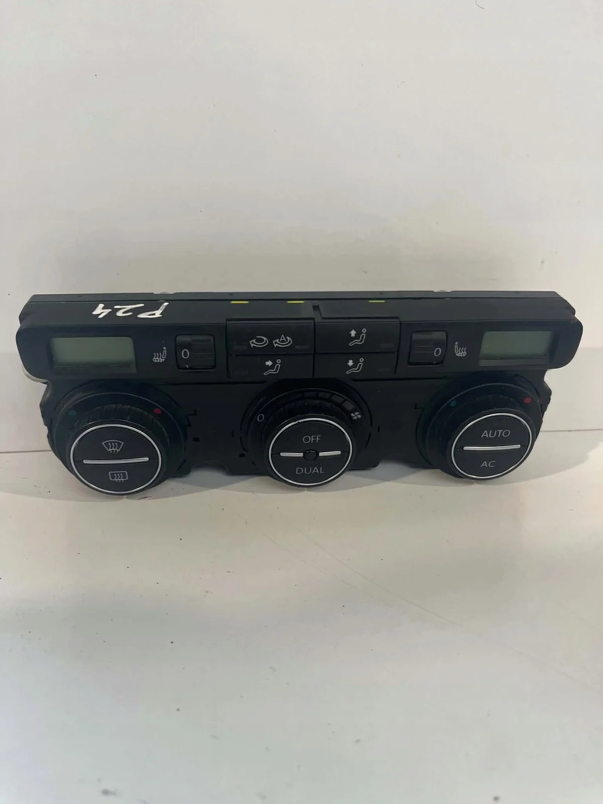 VW Passat B6 Klimapanel 3C0907044DA image 3