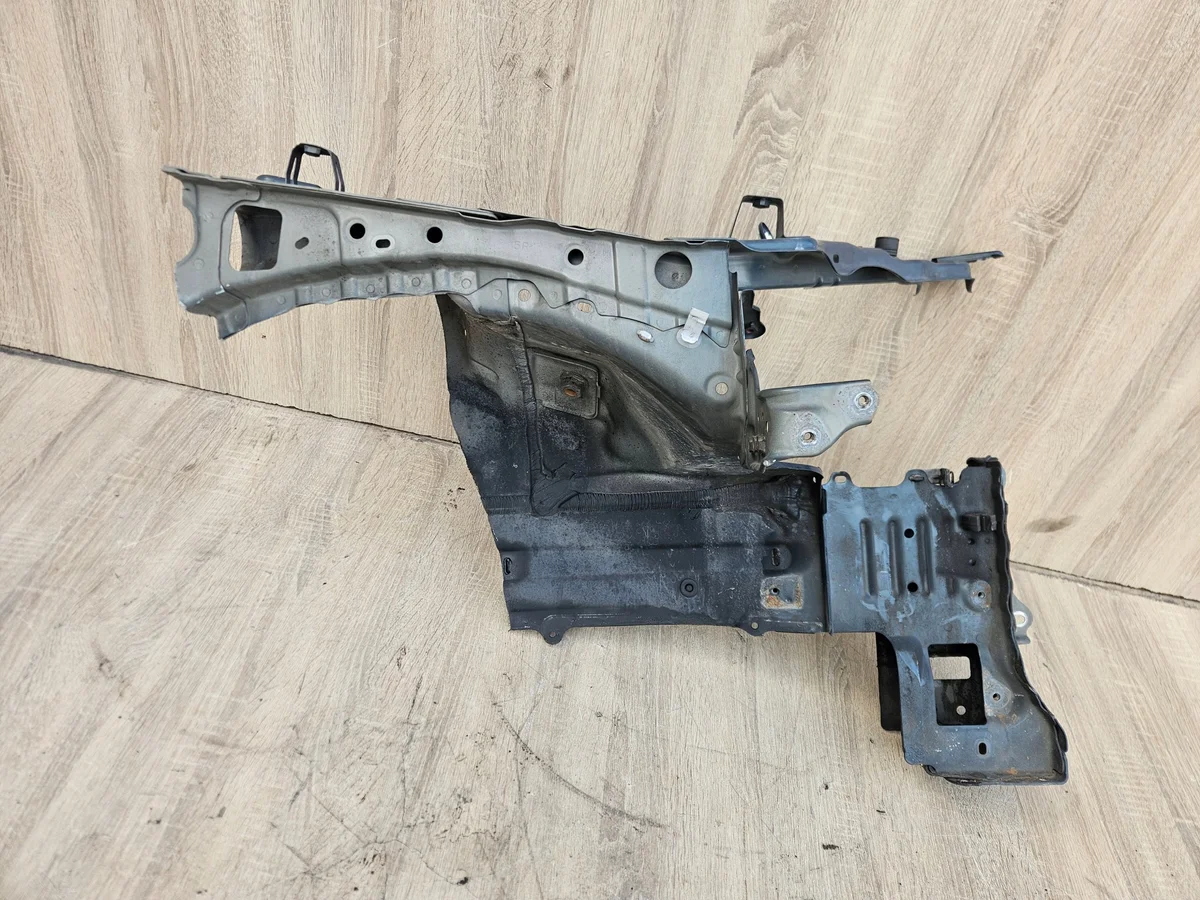 Toyota Corolla E15 07-12 Right Fender Liner
