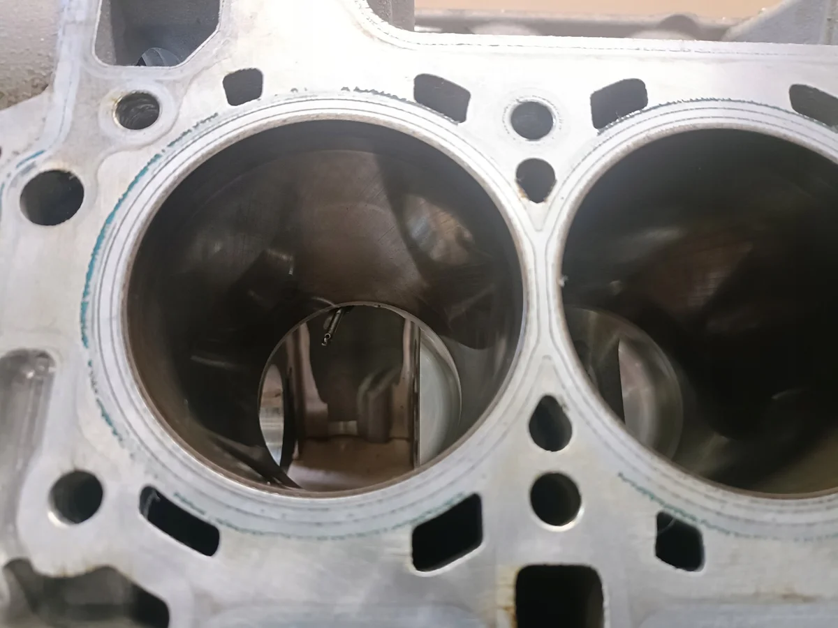 Audi OE 06M103023CS Usado image 10
