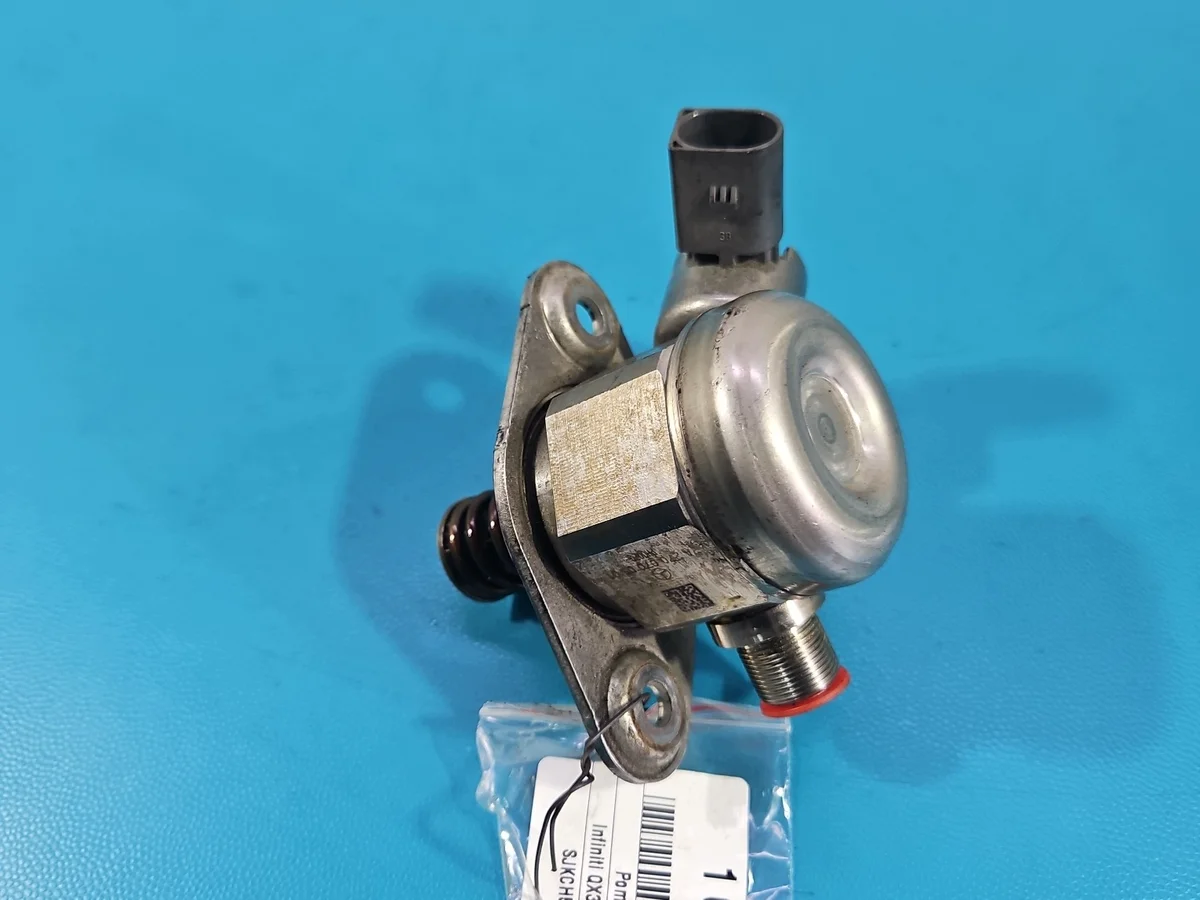 Kraftstoffpumpe Infiniti QX30 2.0 T gebraucht image 4