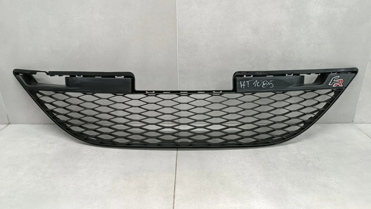 Seat Ibiza 6J FR Front Bumper Grille Used
