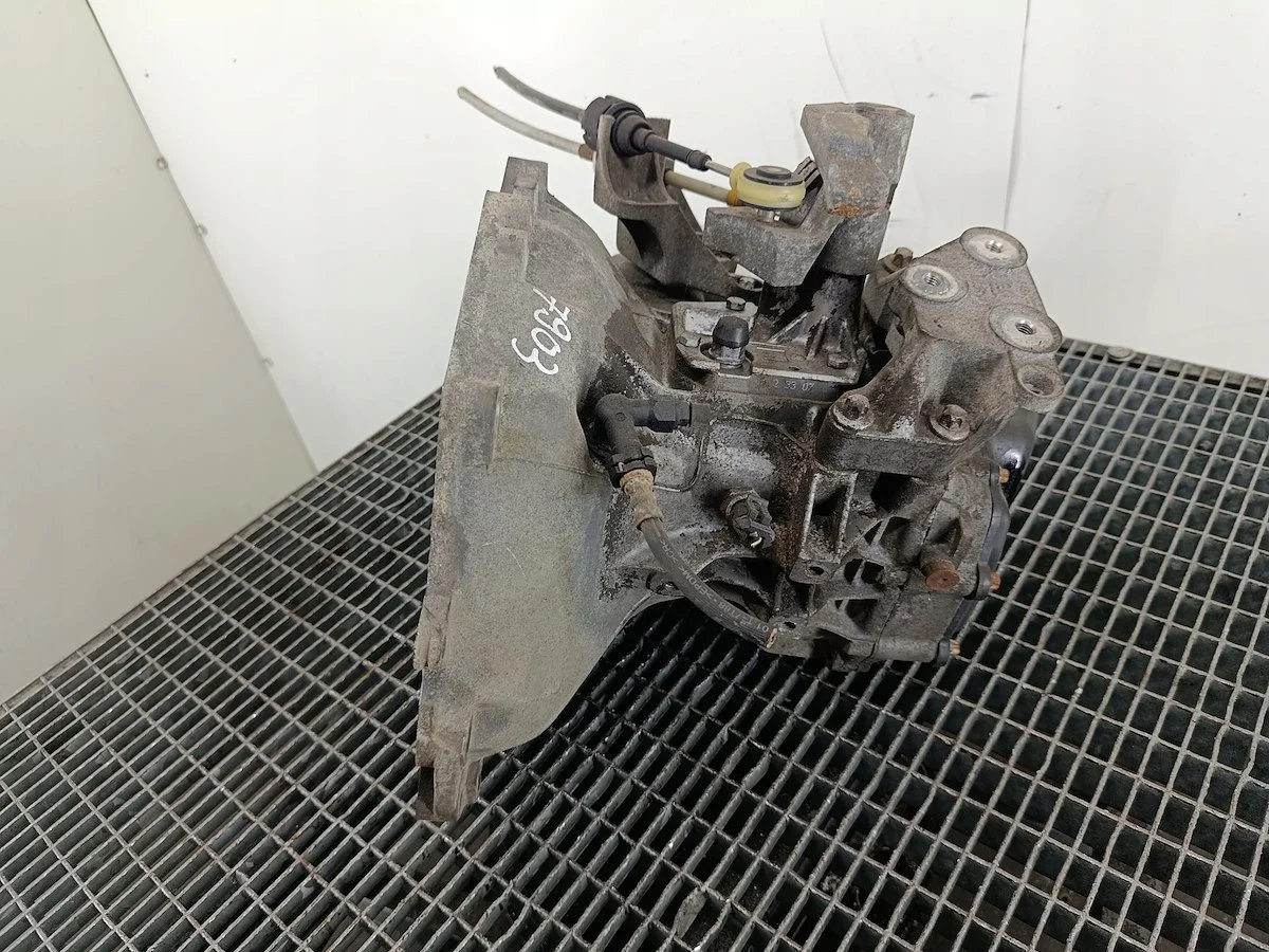 Versnellingsbak Opel Vectra C 1.8 16V F17C394 image 5