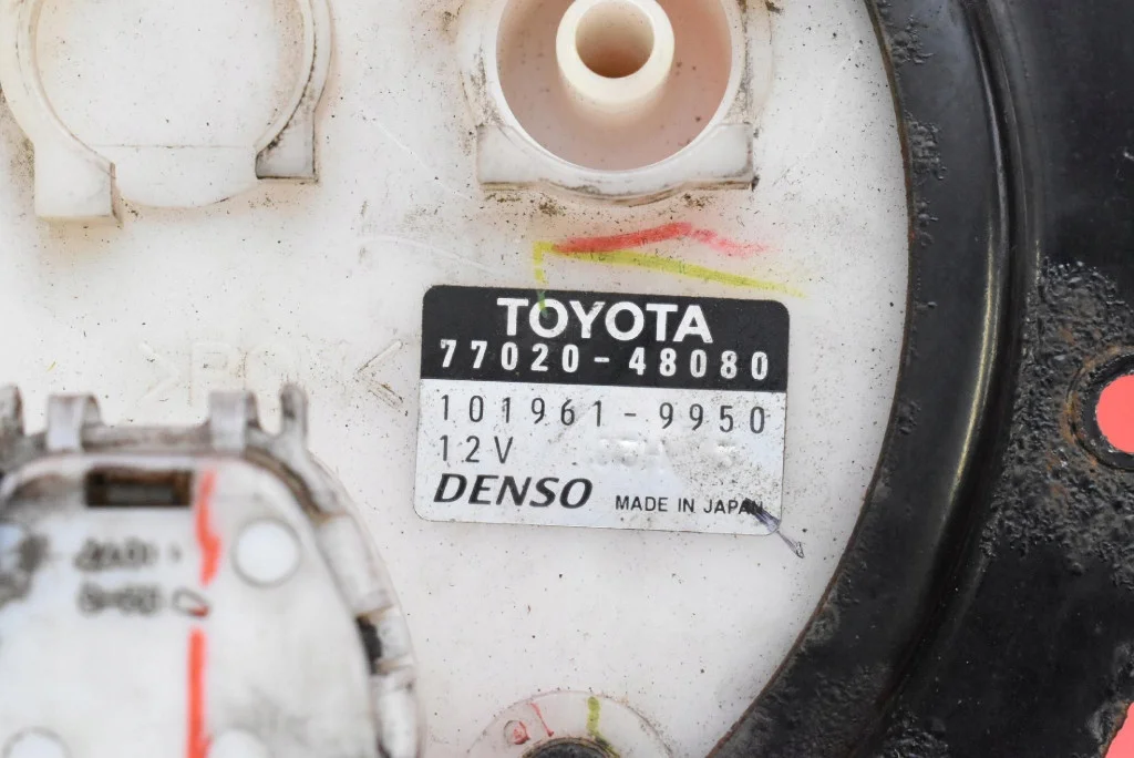 Kraftstoffpumpe Lexus RX 400H 3.3 V6 233 KM 03-06 image 8