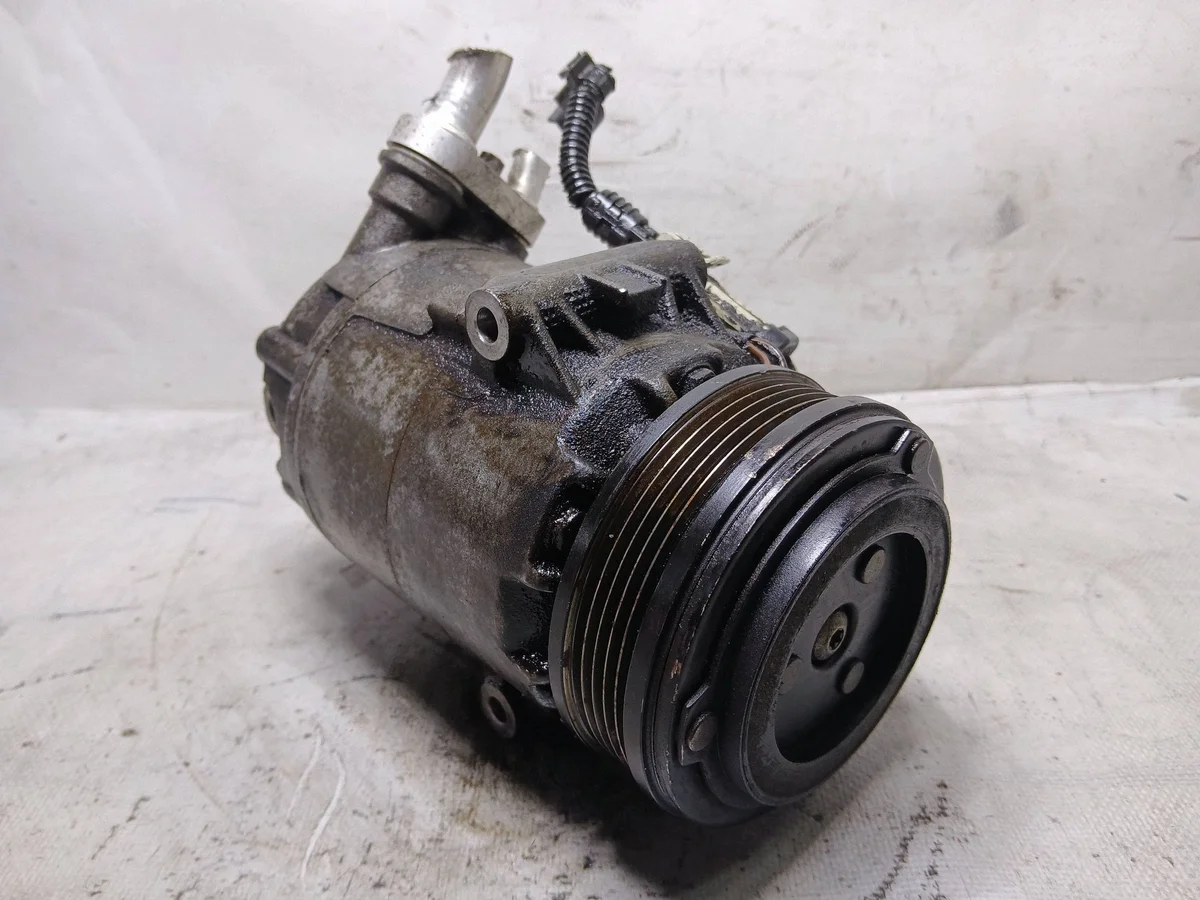 AC-kompressor Opel Astra H 13124749