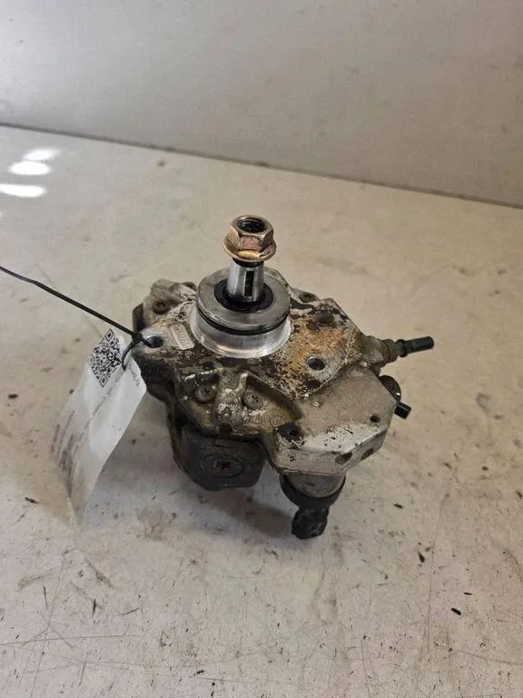 Pompa Carburante Kia Sorento I 2.5 Diesel Usata