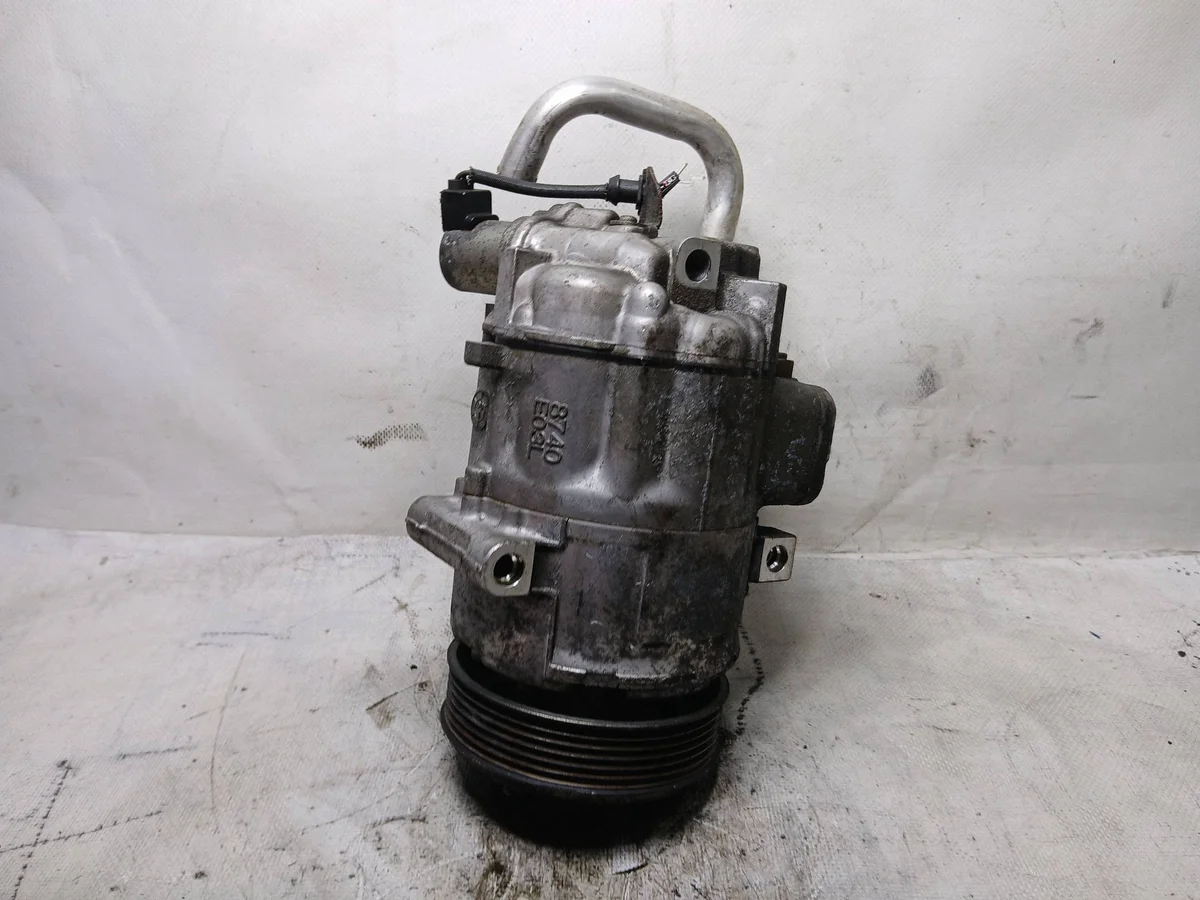 Compressor Ar Condicionado VW Polo IV 9N Usado image 5