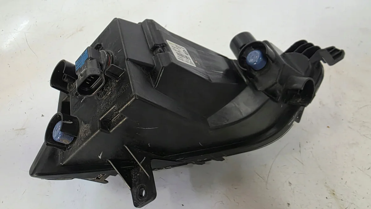 Halogen vänster VW Golf VII Lift 5G0941661F image 7
