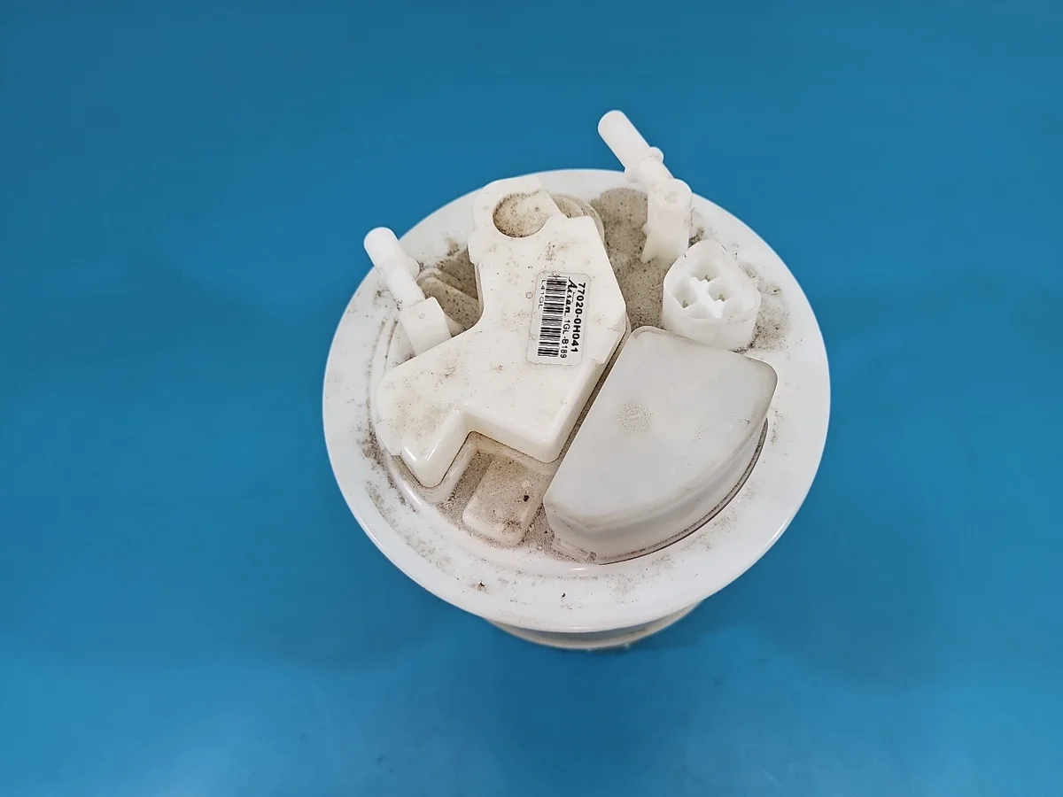 Kraftstoffpumpe Toyota Aygo II 1.0 VVTi gebraucht image 4