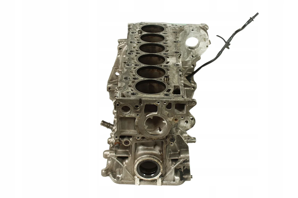 BMW F10 F11 530d N57 Motorblock 7799978 image 3
