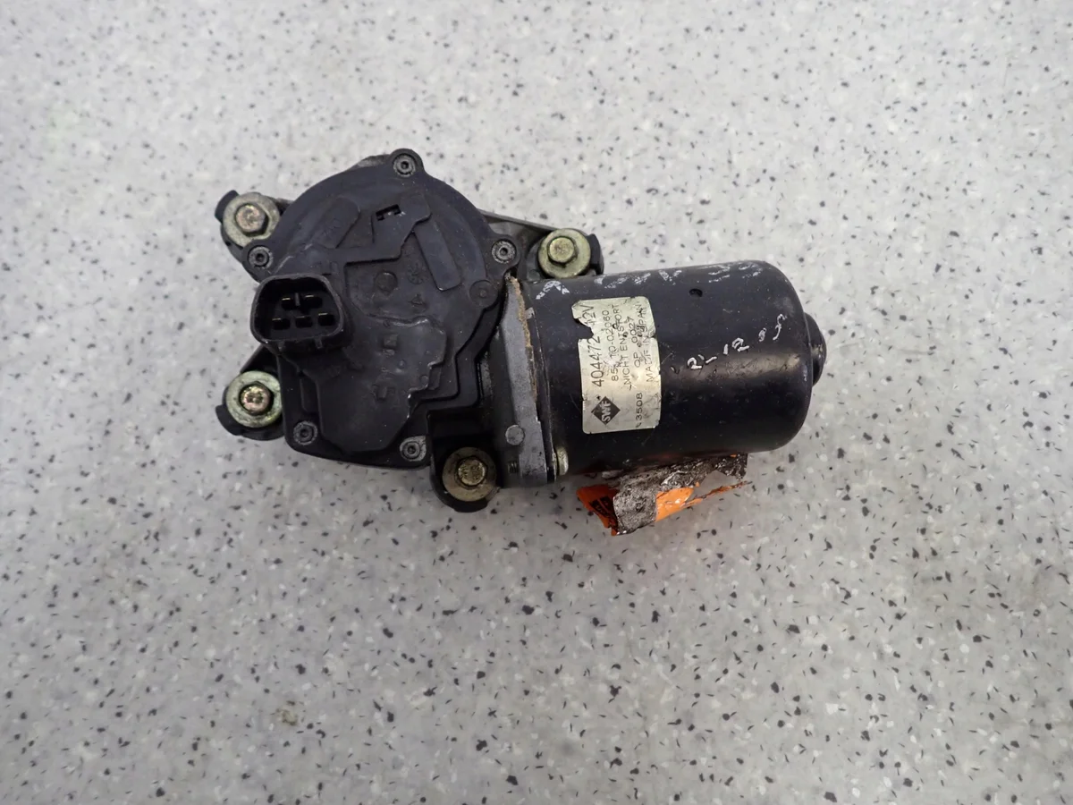 Motor Limpa Para-Brisas Toyota Corolla E11 Usado