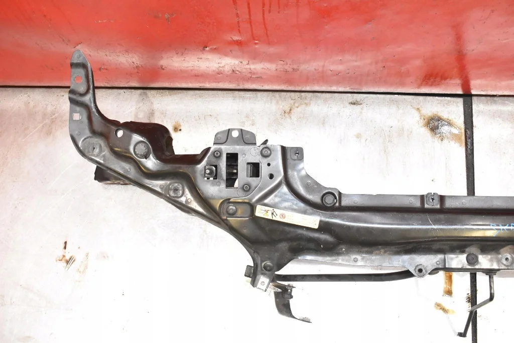 Renfort avant BMW E65 3.6 V8 272 CV 01-05 image 4