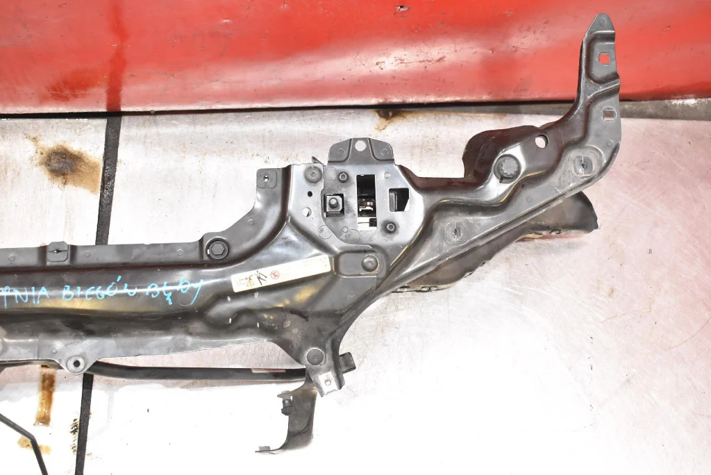 Renfort avant BMW E65 3.6 V8 272 CV 01-05 image 6