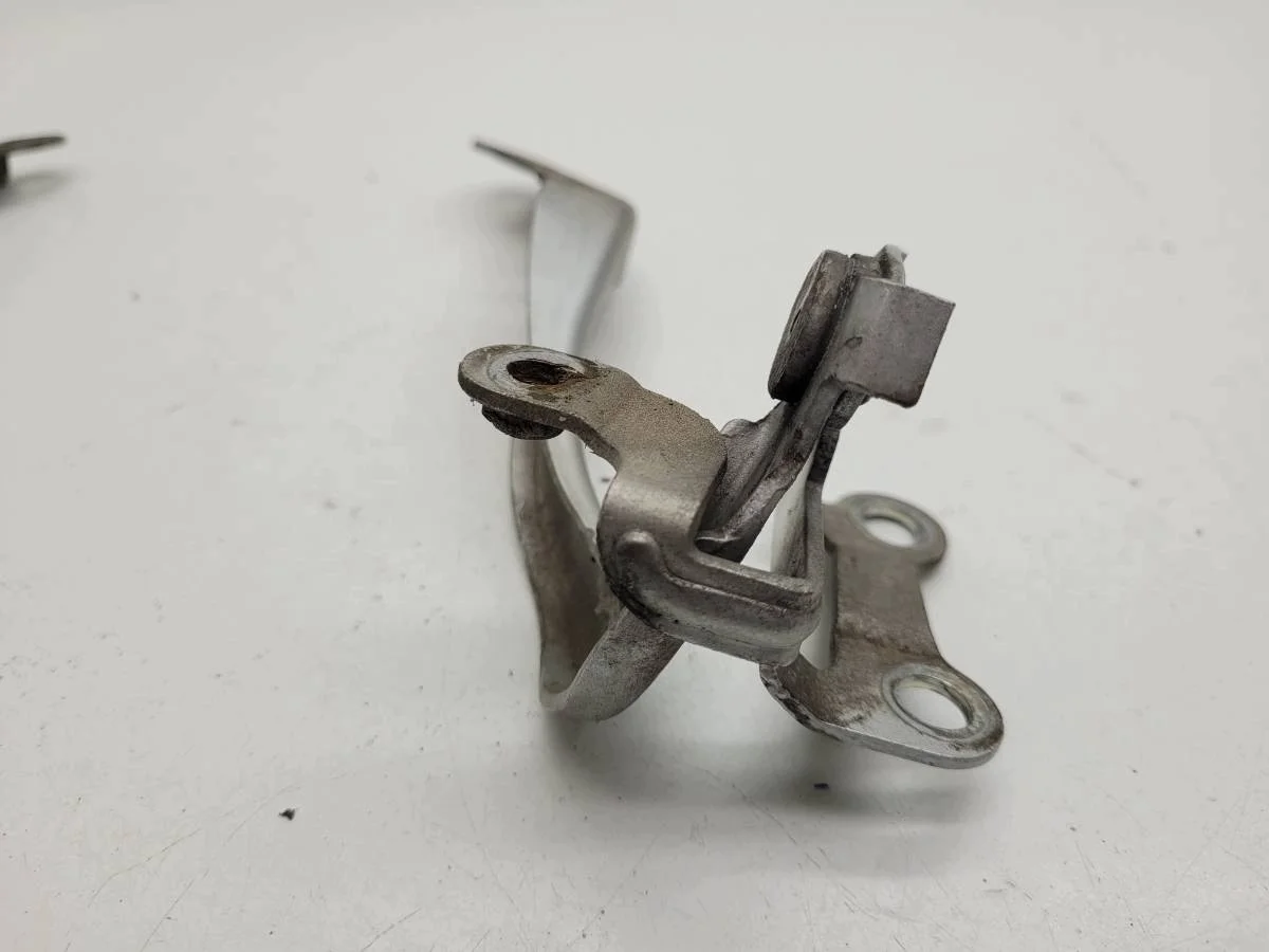 Dobradiças Capô Toyota Aygo I Usado OEM image 5