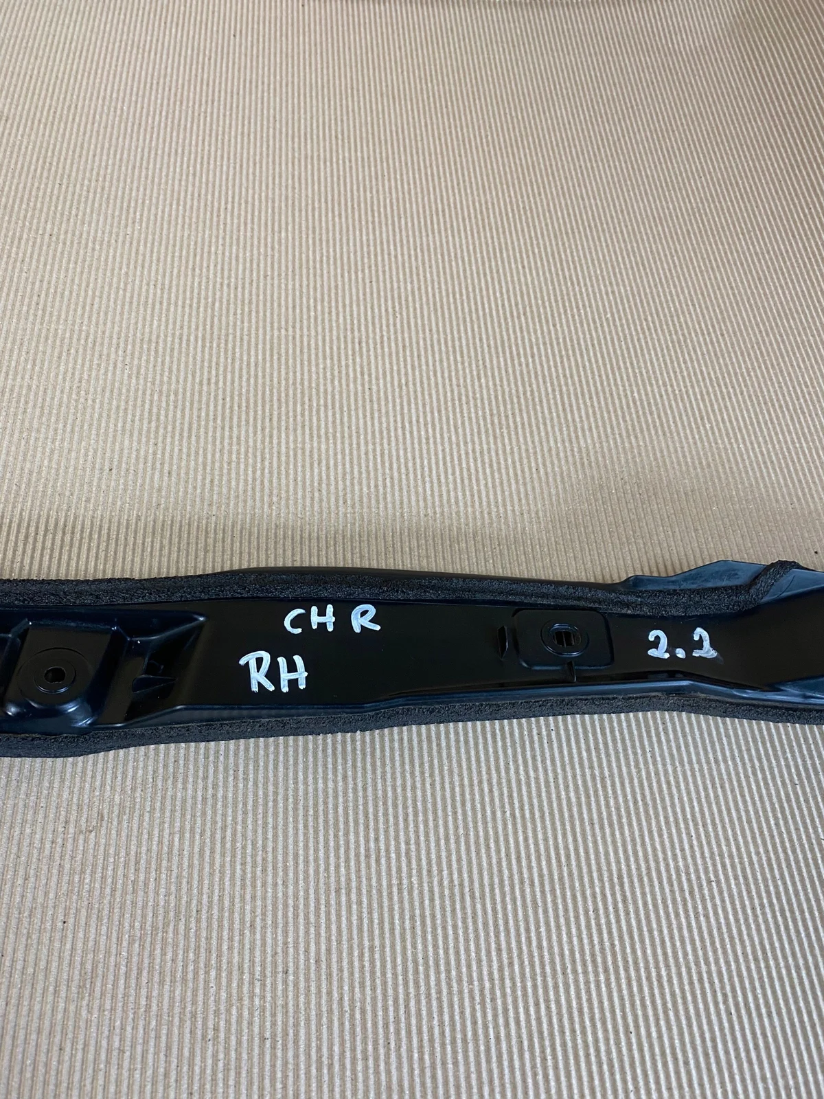 Toyota CHR Lift 53827-F4010 Guarda Lame image 4