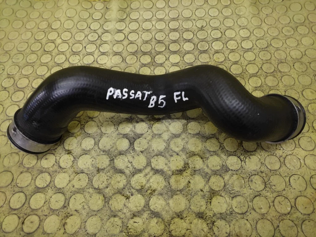 Rura Intercoolera VW Passat B5 3B0145834N