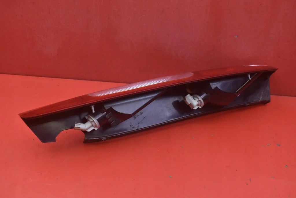 Luz trasera izquierda Ford Focus MK2 5D HB 04-08 image 5