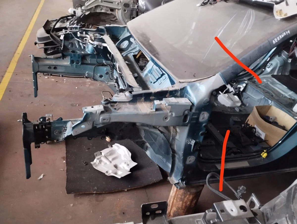 2022 Renault Arkana Vorderteil 751334132R image 3
