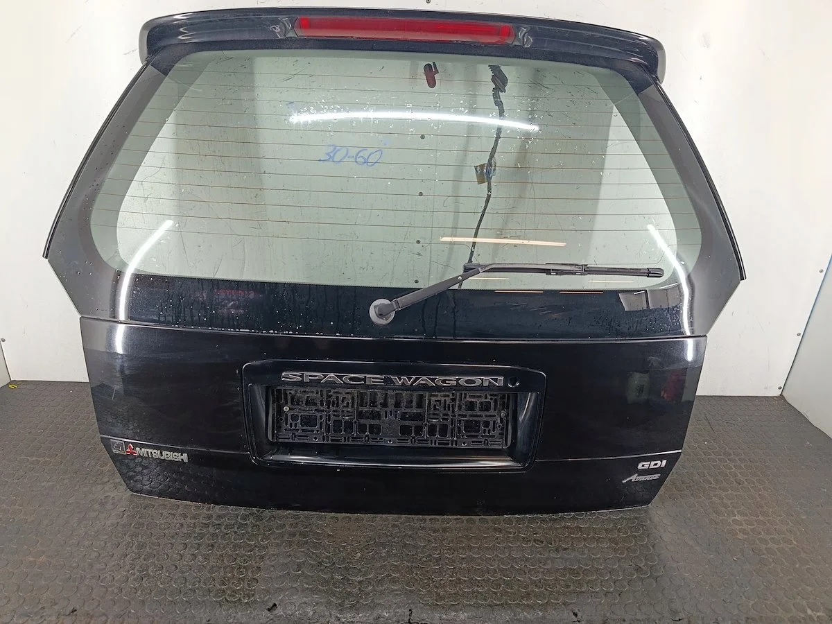 Heckklappe Mitsubishi Space Wagon III X08A gebraucht image 4