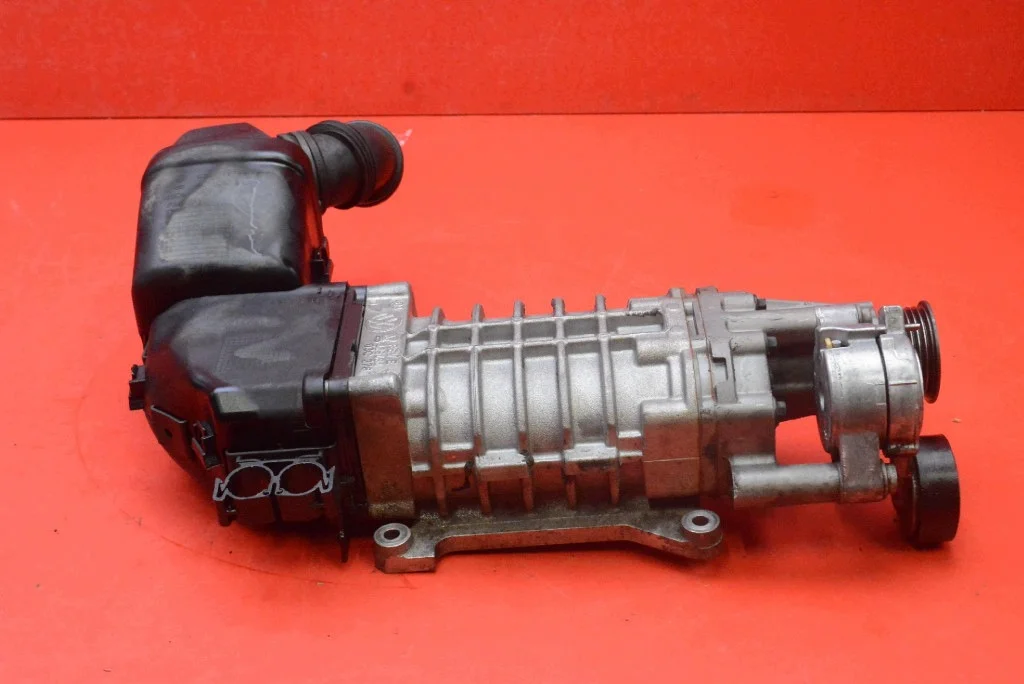 Compressor 03C145601E VW Scirocco 1.4 TSI Gebruikt image 4