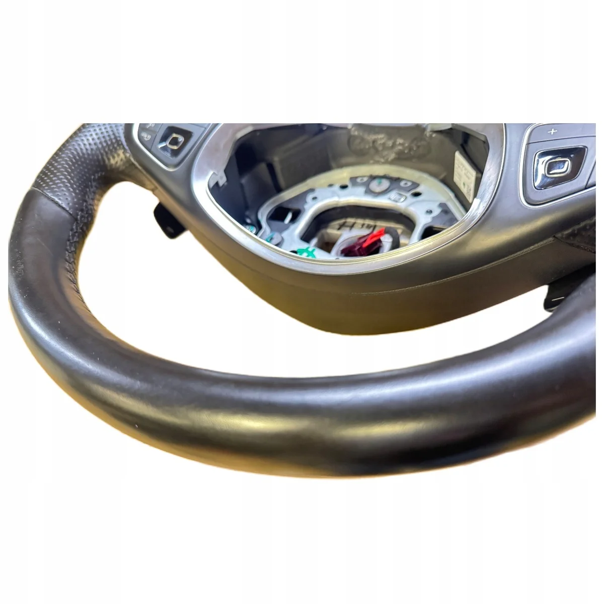 Volant Cuir Multifonction Mercedes E W213 image 7