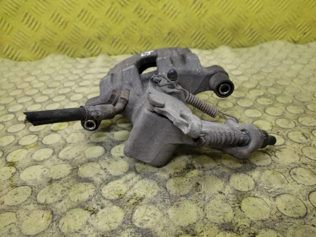 Opel Vectra C Bremssattel Links Hinten image 3