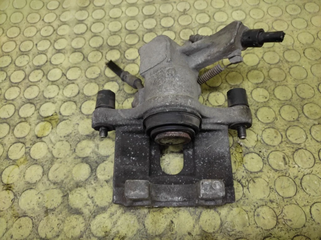 Opel Vectra C Bremssattel Links Hinten image 4