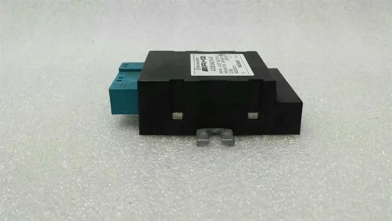 ECU Bomba Combustível Mercedes W212 E63 AMG A0355400445 image 4
